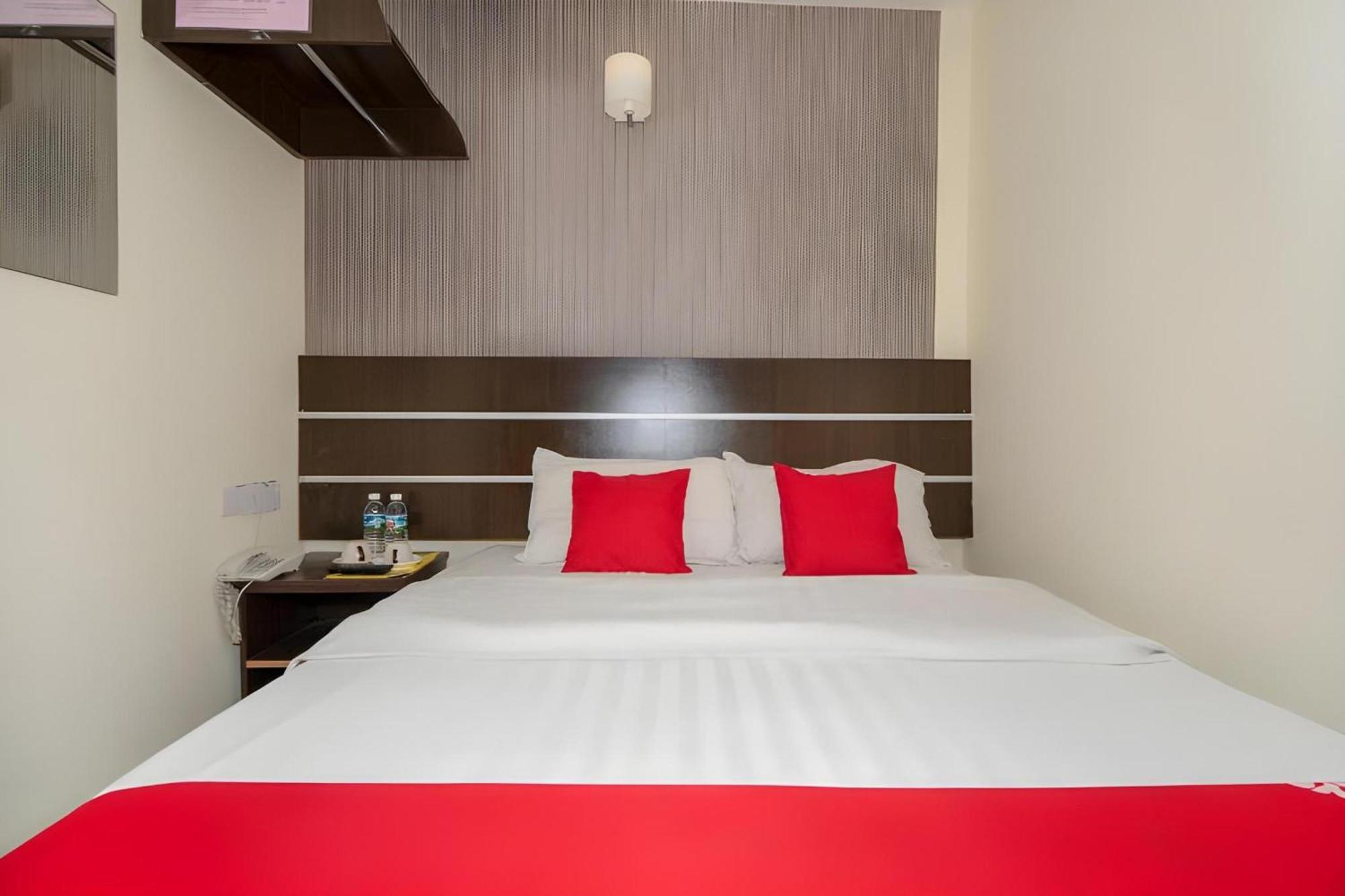 Super Oyo 89944 Stay Inn Kota Kinabalu Buitenkant foto