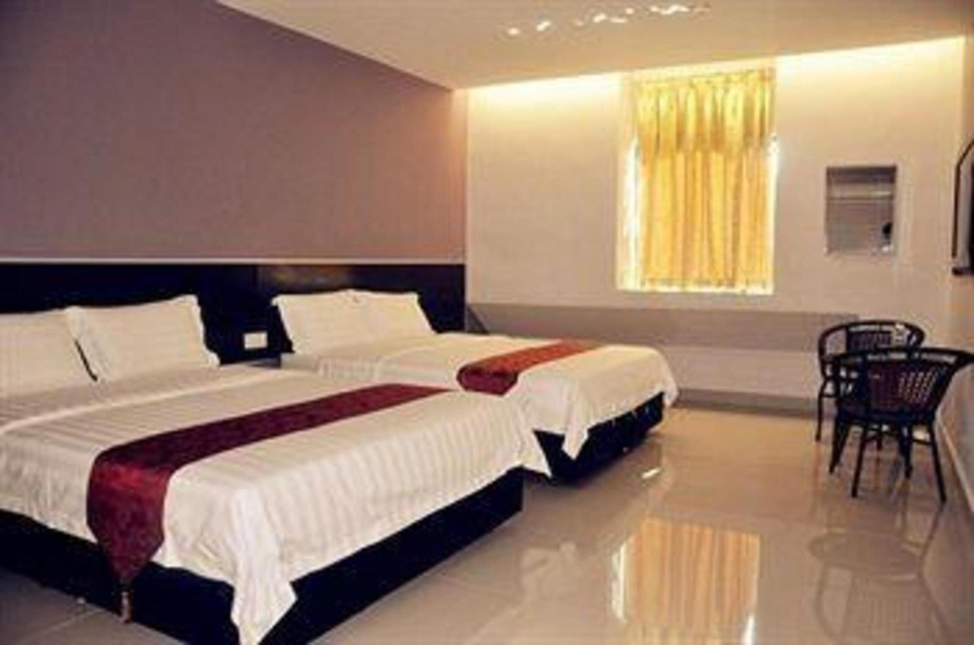 Super Oyo 89944 Stay Inn Kota Kinabalu Buitenkant foto