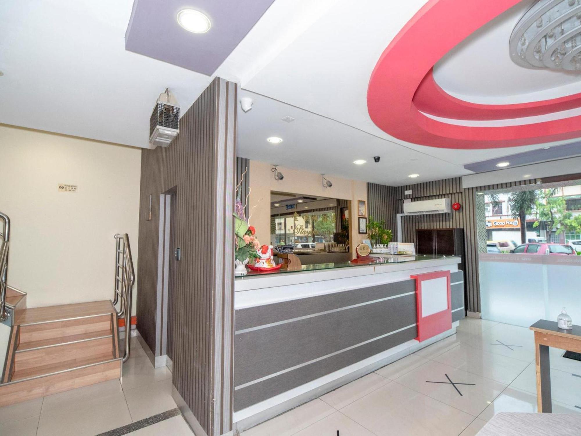 Super Oyo 89944 Stay Inn Kota Kinabalu Buitenkant foto