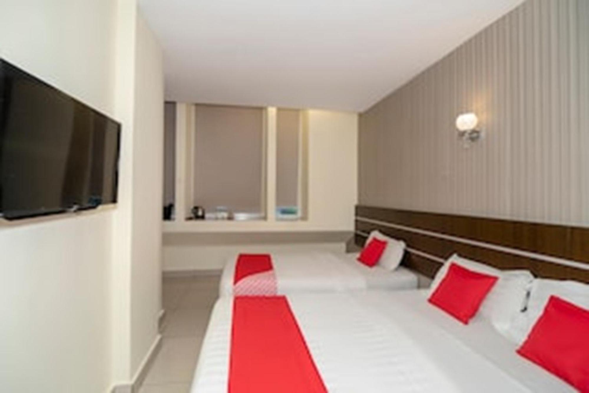 Super Oyo 89944 Stay Inn Kota Kinabalu Buitenkant foto